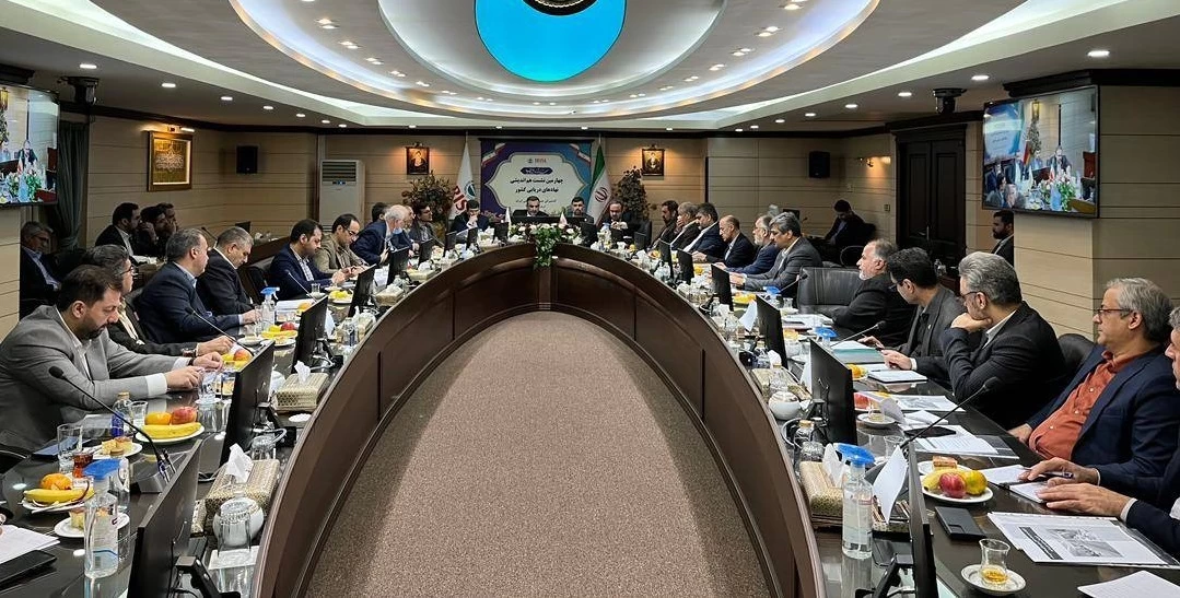 جلسه مدیران نهادهای دریایی با حضور سرپرست دبیرخانه شورای عالی صنایع دریایی