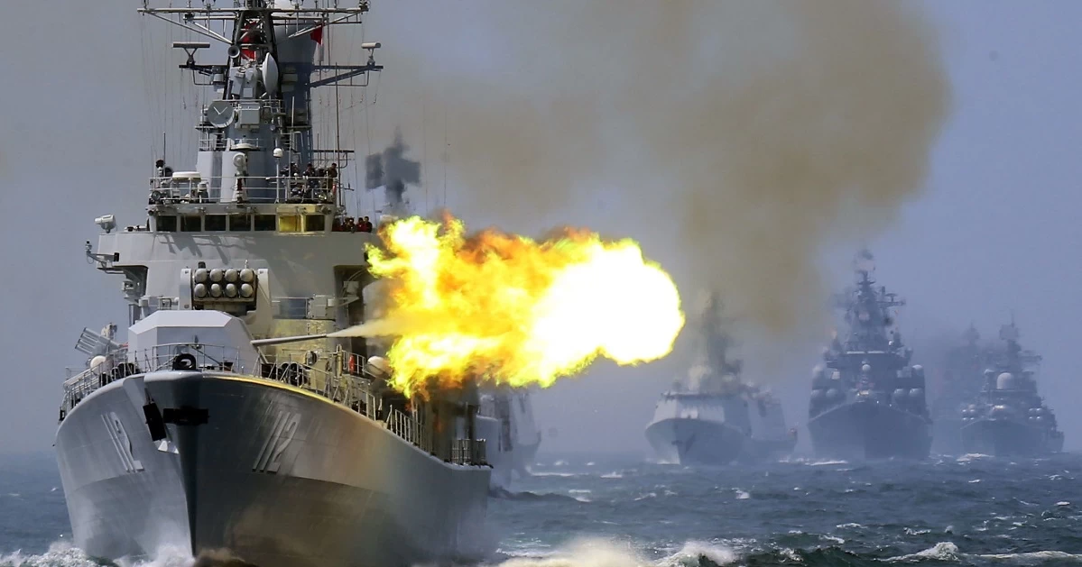 رقابت نیروی دریایی چین و نیروی دریایی آمریکا