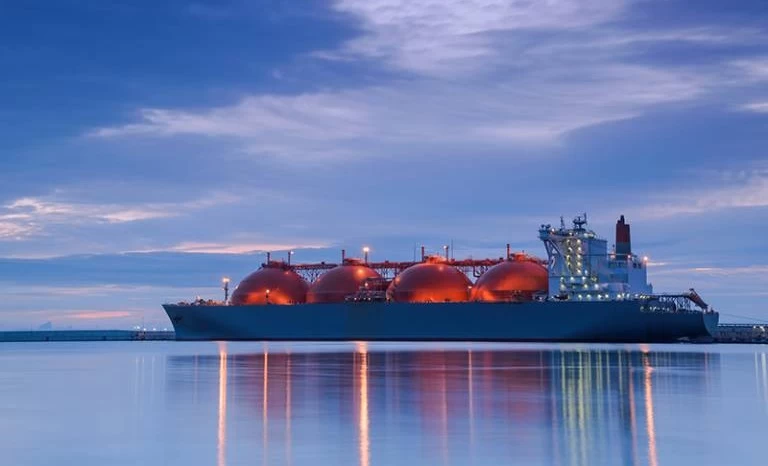 تغییرات اقلیمی باعث کاهش قیمت گاز LNG شد + نمودار