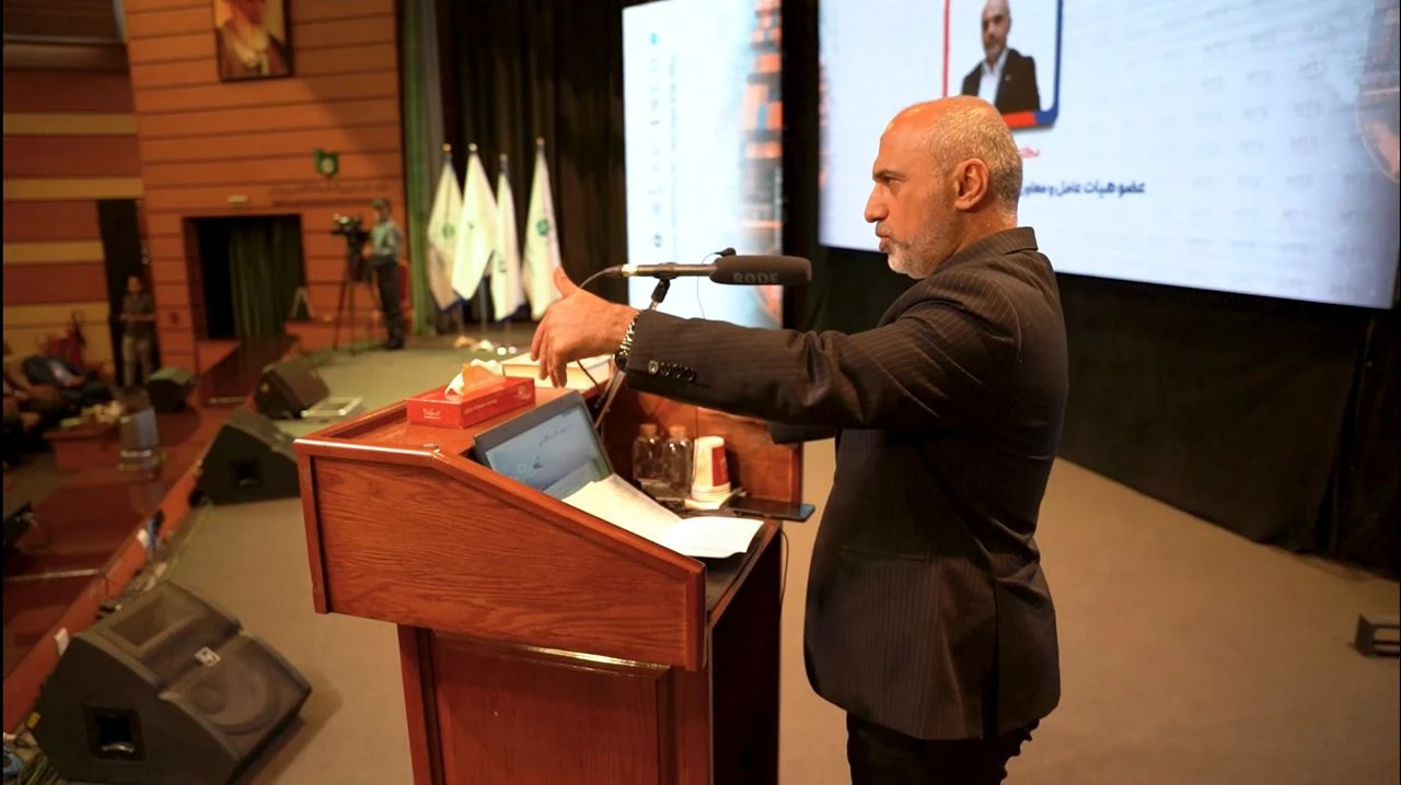 مرزبان: لزوم حرکت بنادر کشور به‌سوی فناوری‌های نوین