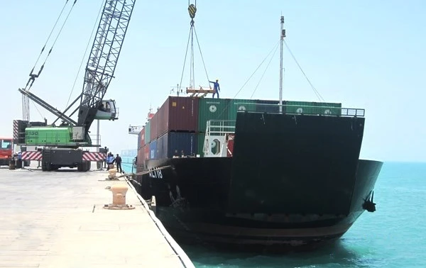 تخلیه و بارگیری بیش از ۹ میلیون تُن کالا در بنادر قشم