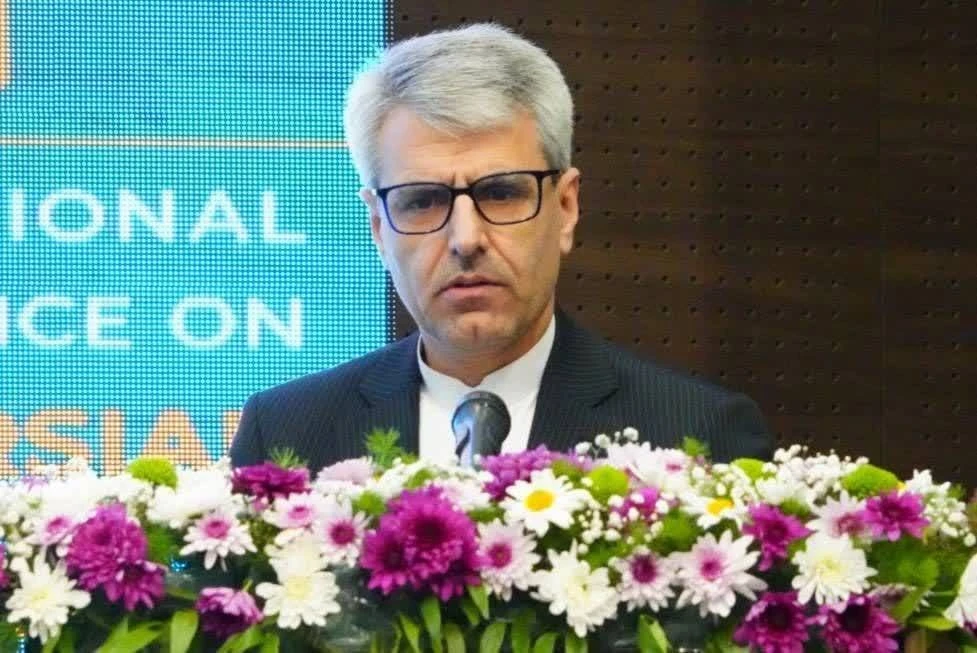 خلیج‌فارس زخم‌های زیادی تحمل کرده است/ سرمایه هویتی خلیج فارس پشتوانه توسعه پایدار است